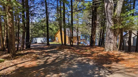 19 Rocky Point Rd, Monmouth, ME 04259