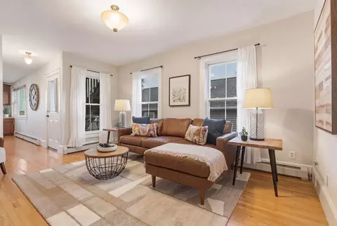 92 Salem St #2, Portland, ME 04102