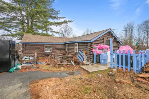 1298 River Rd, Solon, ME 04979