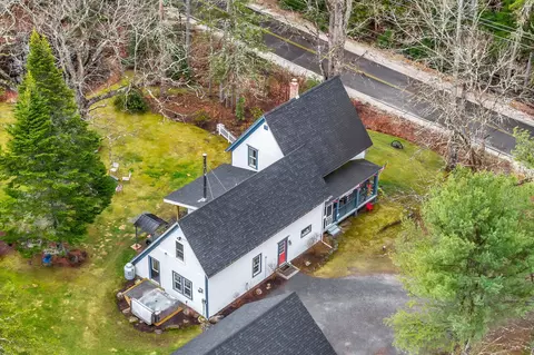 98 Hog Bay Rd, Franklin, ME 04634