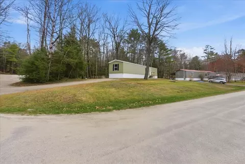 15 Blue Rock Rd #12, Monmouth, ME 04259