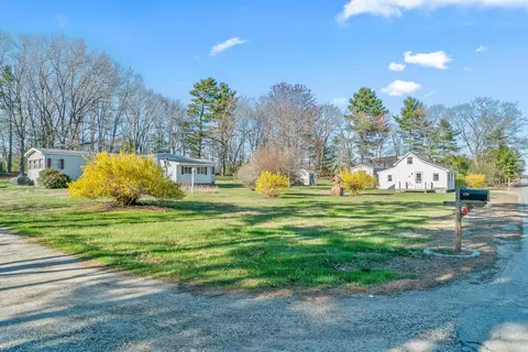 417 N Berwick Rd, Wells, ME 04090