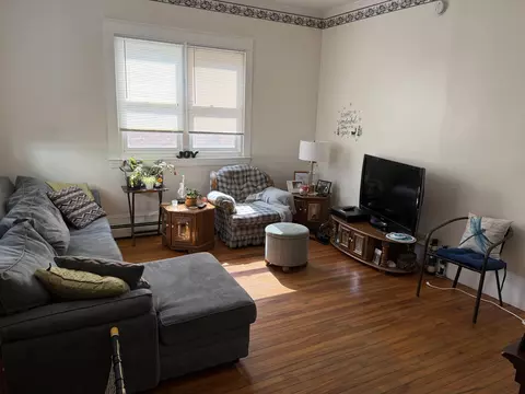 Living - 7 Saint Marys St, Biddeford, ME 04005 photo 5 of 6