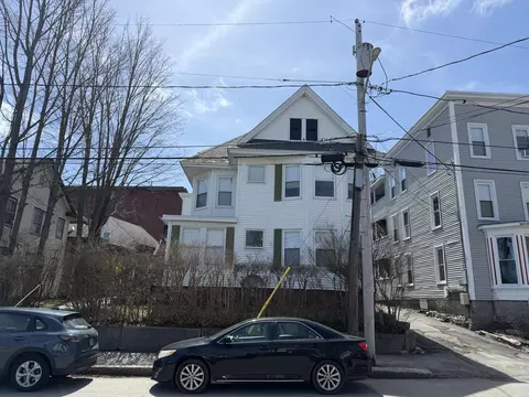 7 Saint Marys St, Biddeford, ME 04005