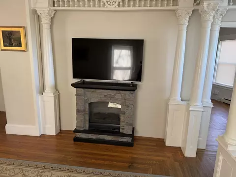 Living - 7 Saint Marys St, Biddeford, ME 04005 photo 2 of 6
