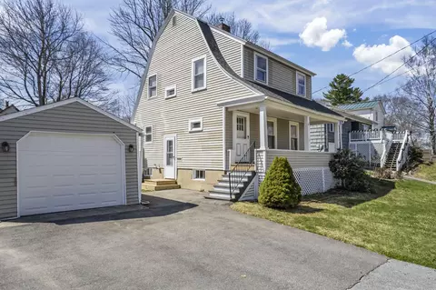 42 Murray St, Augusta, ME 04330