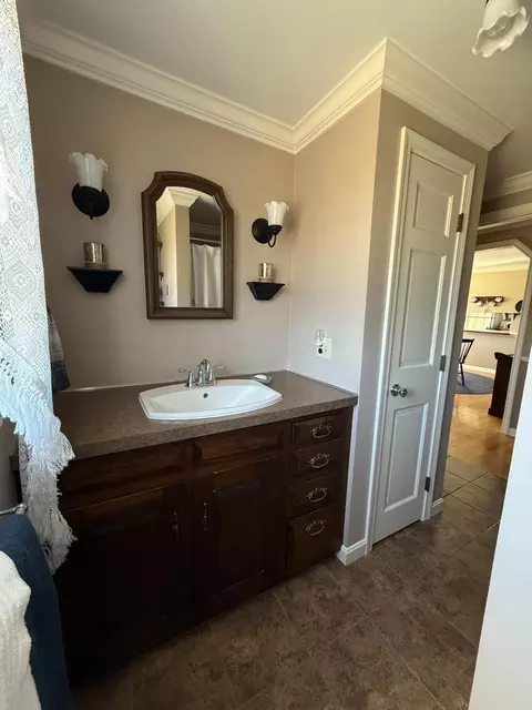 Bath - 426 Point St, Addison, ME 04606 photo 2 of 5