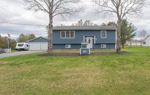 18 Andrea Ave, Benton, ME 04901