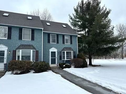 29 Orchard Hills Pkwy #29, Bangor, ME 04401
