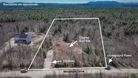 5 Moonlight Drive, Harrison, ME 04040