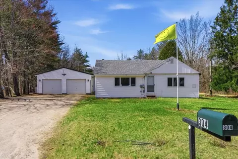 304 Hardscrabble Rd, Poland, ME 04274