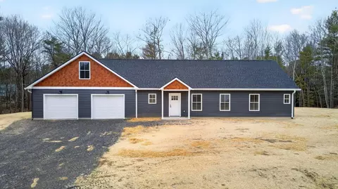 103 Mcgrath Pond Loop Rd, Belgrade, ME 04917