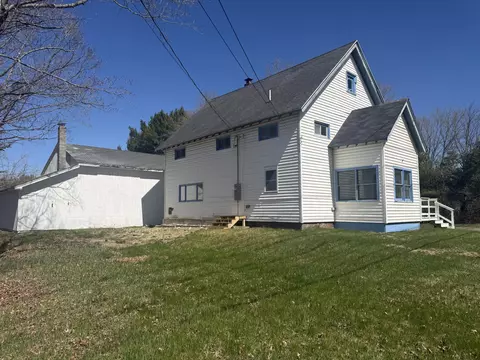 1763 Union St, Bangor, ME 04401