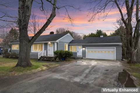 78 W River Rd, Waterville, ME 04901