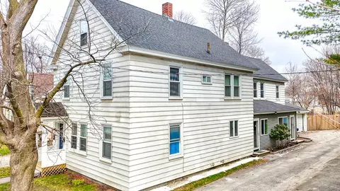 83 Pleasant St, Waterville, ME 04901
