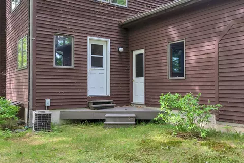 Exterior - 556 Main St, Wayne, ME 04284 photo 24 of 25