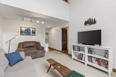 Living - 556 Main St, Wayne, ME 04284 photo 3 of 11