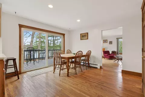 Dining - 556 Main St, Wayne, ME 04284 photo 2 of 2