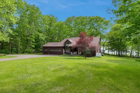 Exterior - 556 Main St, Wayne, ME 04284 photo 16 of 25