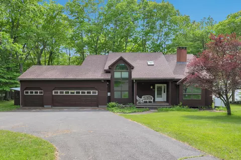 Exterior - 556 Main St, Wayne, ME 04284 photo 15 of 25