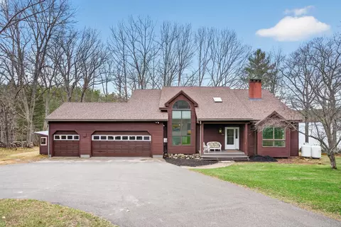Exterior - 556 Main St, Wayne, ME 04284 photo 13 of 25