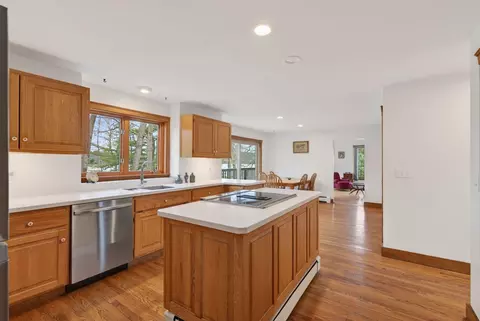 Kitchen - 556 Main St, Wayne, ME 04284 photo 6 of 6