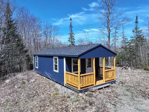60 White Orchard Rd, Frankfort, ME 04438