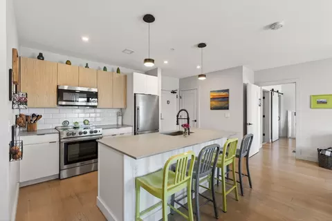 75 Chestnut St #310, Portland, ME 04101