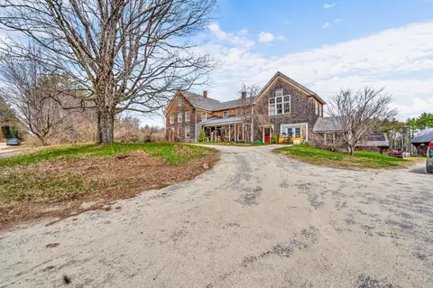 43 York Rd, Minot, ME 04258