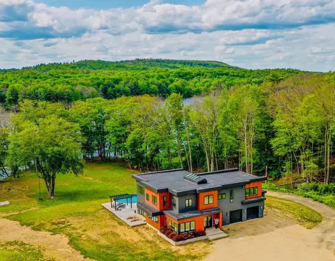 764 N River Rd, Greene, ME 04236