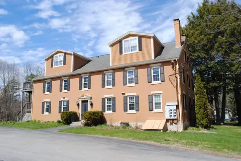 Exterior - 20 Oak Grove Ave #4, Bath, ME 04530 photo 4 of 4