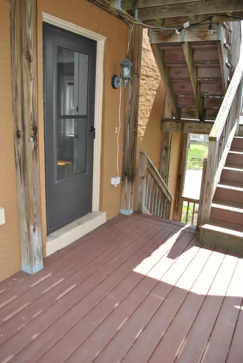 Exterior - 20 Oak Grove Ave #4, Bath, ME 04530 photo 3 of 4