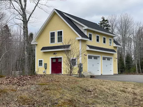 36 Ledgewood Dr, Saint George, ME 04860
