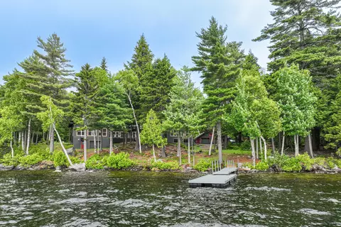 11 Nevermore Ln, Greenville, ME 04441