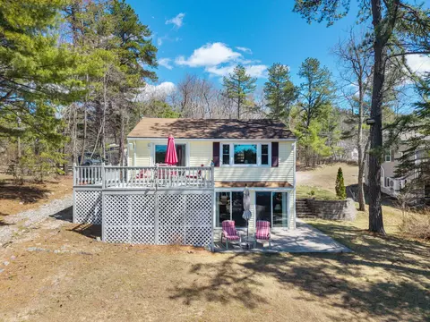 14 Bernier Ln, Waterboro, ME 04087