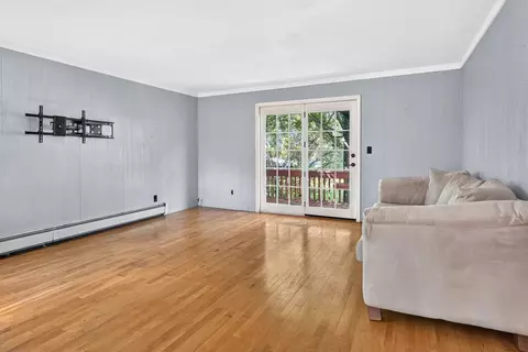 Living - 346 Penobscot Ave, Millinocket, ME 04462 photo 9 of 10