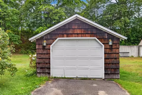 Exterior - 346 Penobscot Ave, Millinocket, ME 04462 photo 4 of 12