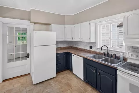 Kitchen - 346 Penobscot Ave, Millinocket, ME 04462 photo 1 of 5