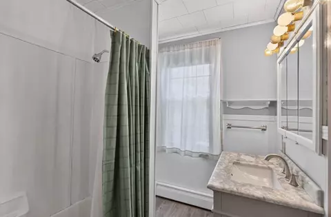 Bath - 346 Penobscot Ave, Millinocket, ME 04462 photo 1 of 3