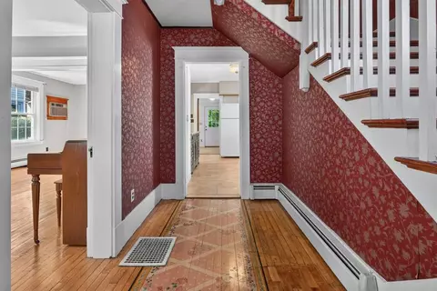 Entry Way - 346 Penobscot Ave, Millinocket, ME 04462 photo 2 of 6