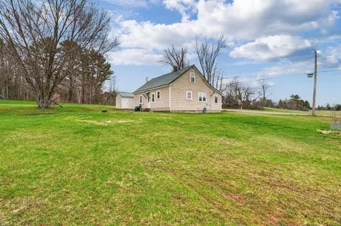 628 Unity Rd, Benton, ME 04901