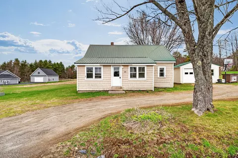 Exterior - 628 Unity Rd, Benton, ME 04901 photo 3 of 9