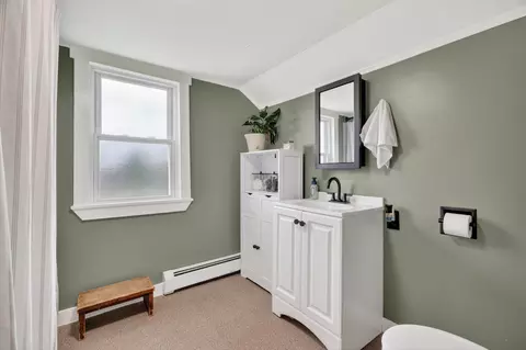 Bath - 628 Unity Rd, Benton, ME 04901 photo 2 of 3