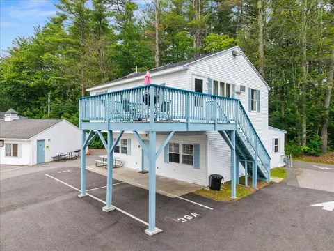 22 Ocean Park Rd #136, Saco, ME 04072