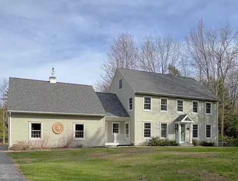 320 Holmes Rd, Scarborough, ME 04074