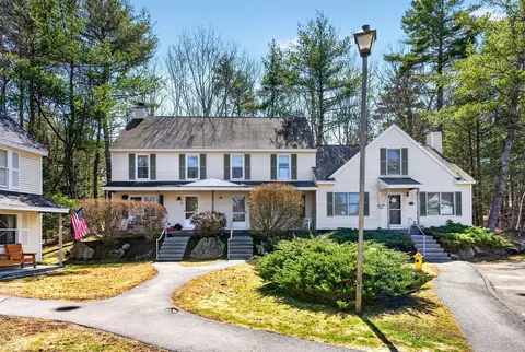 56 Pine Hill Dr #56, Bath, ME 04530