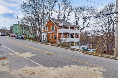 144 Third St, Auburn, ME 04210