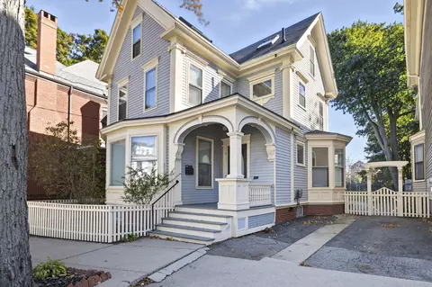 259 Vaughan St, Portland, ME 04102