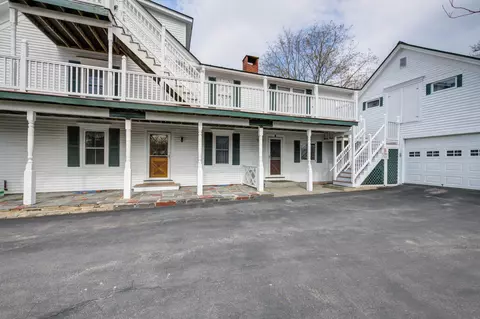 9 Brown St, Gray, ME 04039