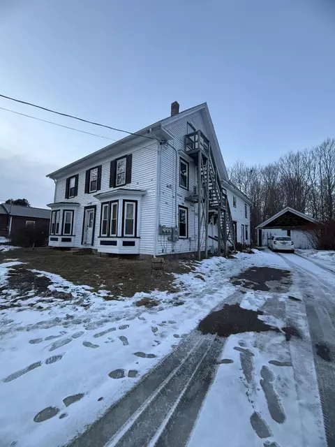 10 Monroe Hwy, Brooks, ME 04921